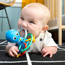 Charger l'image dans la galerie, Hochet et anneau de dentition OCTOPUS - Ocean Explorer - Opus's Shake and Soothe Teether Toy and Rattle
