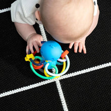 Charger l'image dans la galerie, Hochet et anneau de dentition OCTOPUS - Ocean Explorer - Opus's Shake and Soothe Teether Toy and Rattle