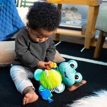 Charger l'image dans la galerie, Peluche sensoriel - Ocean Explorers Neptunes Sensory Sidekick Activity Plush