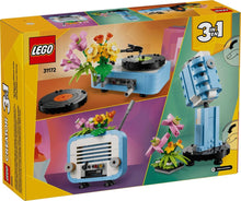 Charger l'image dans la galerie, Le tourne-disque avec des fleurs - 31172