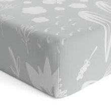 Charger l&#39;image dans la galerie, Drap contour pour lit de bebe COTON PERCAL - PALM BUNNY
