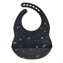 Charger l&#39;image dans la galerie, Bavoire en silicone antidegats L ESPACE Out of this world
