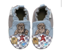 Charger l&#39;image dans la galerie, Pantoufles - CHEWBACCA - Baby&#39;s STAR WARS Leather-Sole Sllip-On Shoes 18-24 mois
