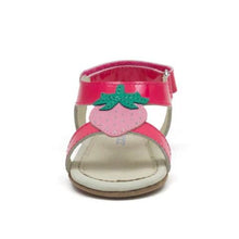 Charger l'image dans la galerie, First Kicks - FRAISE - Strawberry 6-9 mois
