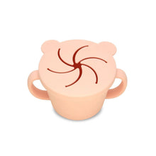 Charger l&#39;image dans la galerie, Oso Snack Cup en silicone souple
