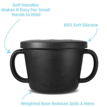 Charger l&#39;image dans la galerie, Oso Snack Cup en silicone souple
