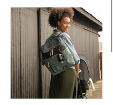 Charger l&#39;image dans la galerie, Sac a couches OLIVE Tempo backpack
