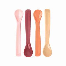 Charger l&#39;image dans la galerie, Lot de 4 cuillères en silicone - feeding spoons - 4 mois +
