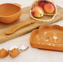 Charger l&#39;image dans la galerie, Assiette à goûter en silicone avec ventouse - Born to be Wild - LION
