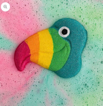 Charger l'image dans la galerie, Bombe de bain surprise - TOUCAN ÉCLATANT
