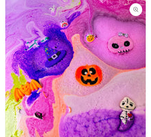 Charger l&#39;image dans la galerie, Bombe de bain surprise - HALLOWEEN Candy
