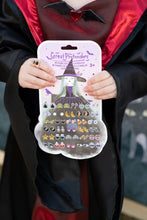 Charger l&#39;image dans la galerie, Boucles d&#39;oreille Autocollantes SORCIÈRE - Natasha The Raven WITCH fantaisiste - sticker earrings
