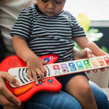 Charger l&#39;image dans la galerie, GUITAR Jouet musical sans fil en bois pour tout-petits - Together in Tune Guitar Magic touch - 6 mois et +
