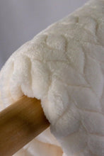 Charger l&#39;image dans la galerie, Couverture en peluche double - Blanket - Plush - Double-layered
