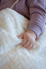 Charger l&#39;image dans la galerie, Couverture en peluche double - Blanket - Plush - Double-layered
