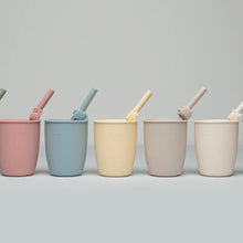 Charger l&#39;image dans la galerie, Verre avec couvercle et paille en silicone - Kids&#39; cup with straw - BUNNY
