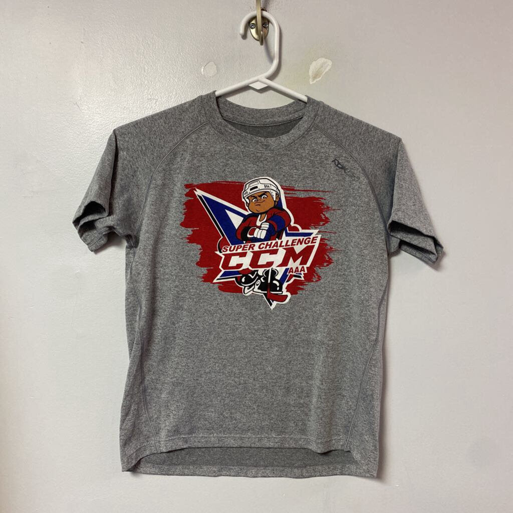 t shirt MEDIUM +/- 6-7 ans