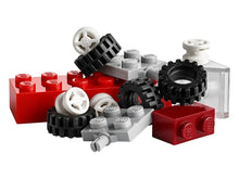 Charger l&#39;image dans la galerie, LEGO Classic Creative Suitcas1e 10713 (213 pieces)
