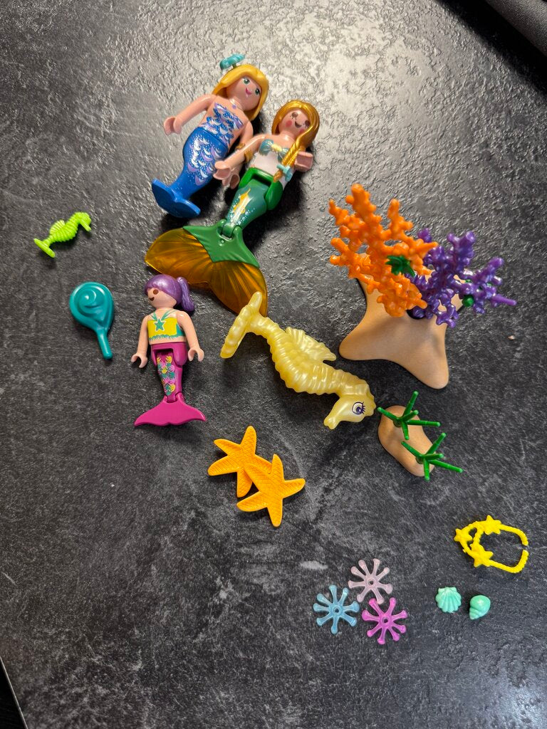 Kit de Playmobil SIRENES 3 figurines + 15 des acces