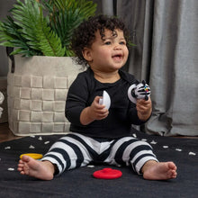 Charger l&#39;image dans la galerie, Jouet à empiler - Baby Einstein Stack &amp; Wobble Zen Teether Toy
