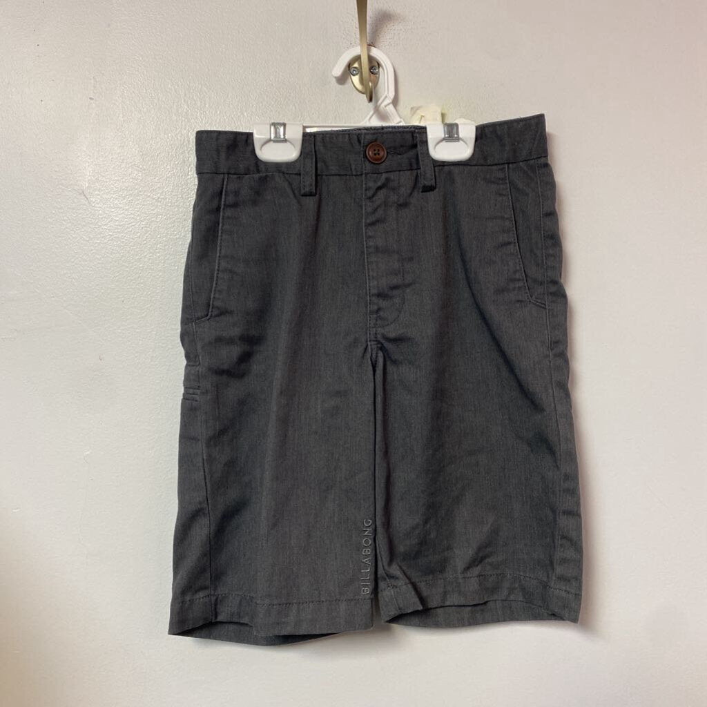 Short +/- 10 ans