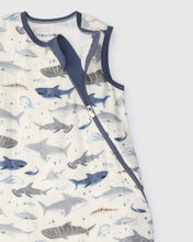 Charger l&#39;image dans la galerie, Gigoteuse sac de couchage dormeuse En Mousseline 0.5 TOG - Sharks 6-18 mois
