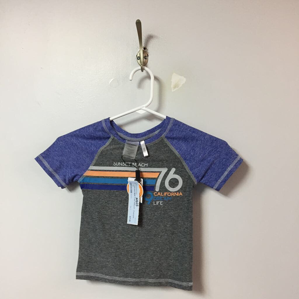 NEUF T shirt MAILLOT - 5 ans