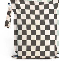 Charger l&#39;image dans la galerie, Sac de transport imperméable CHECKERS BLACK
