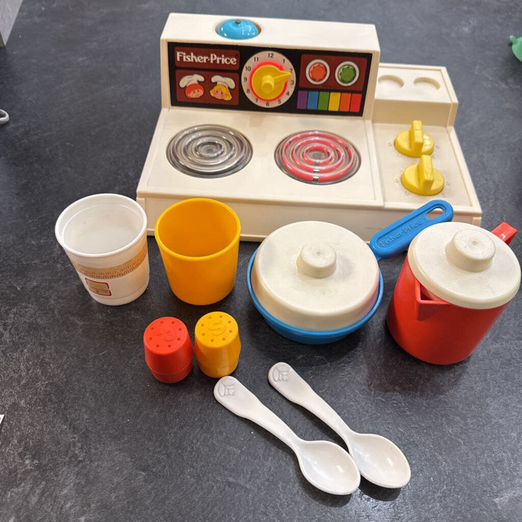VINTAGE Petite Cuisine Fait SON et LUMIERE avec 10 accessoires