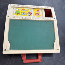 Charger l&#39;image dans la galerie, TEL QUEL - VINTAGE Jouet SUPER RARE - Pupitre avec lettres et chiffres aimantes + 15 fiches cartonnes
