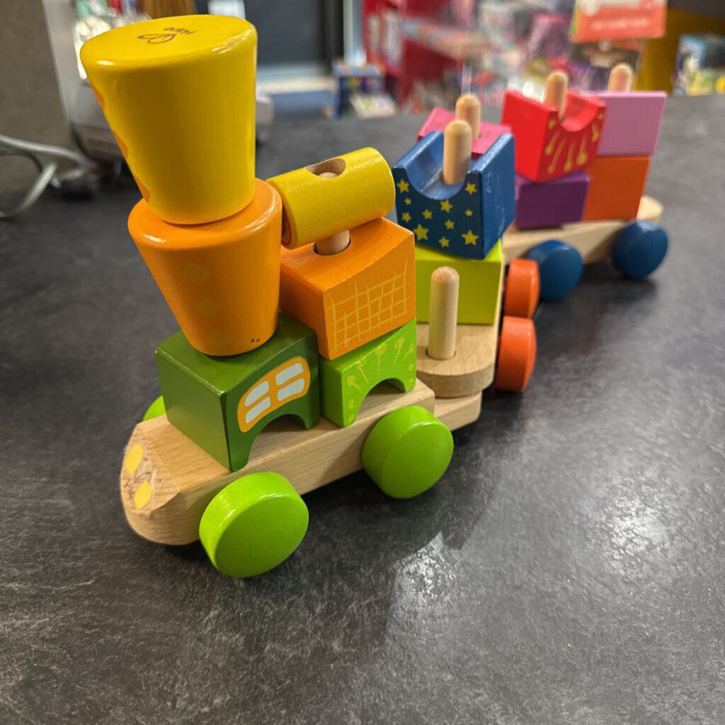 Train a assembler 13 pcs + 3 wagon en BOIS