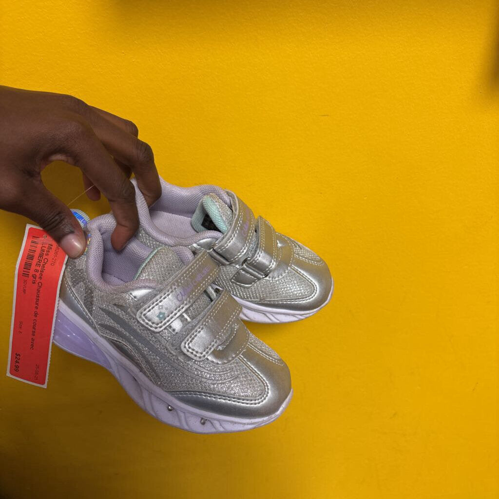 Chaussure de course avec LUMIERE 8