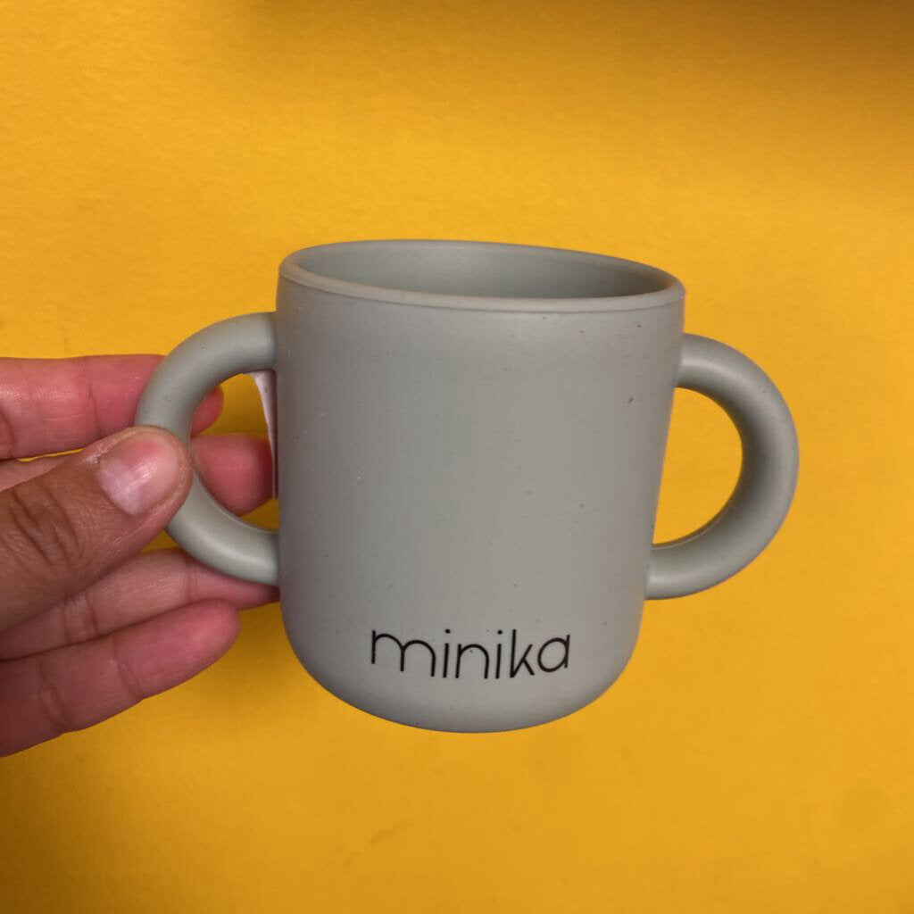 Petit tasse d'apprenttisage en SILICONE