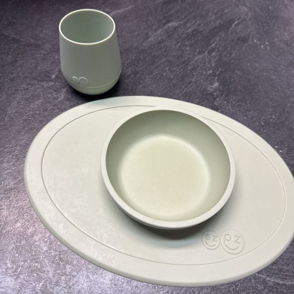IMPECC Ensemble 2 pcs assiette + petit verre en SILICONE