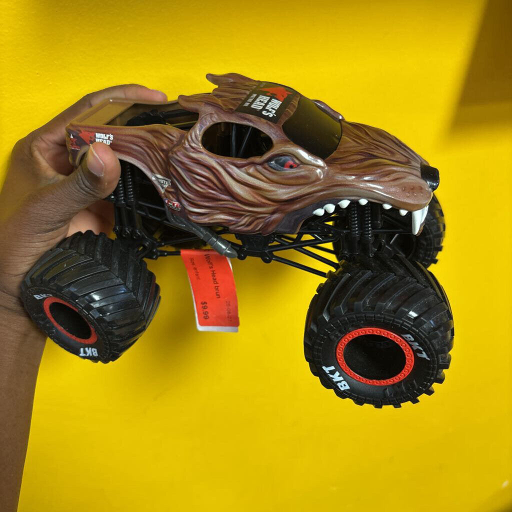 Monster TRUCK Wolf's Head