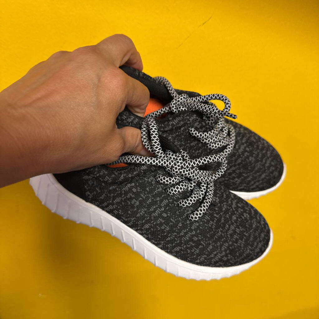 NEUF Chaussures enfant - 11