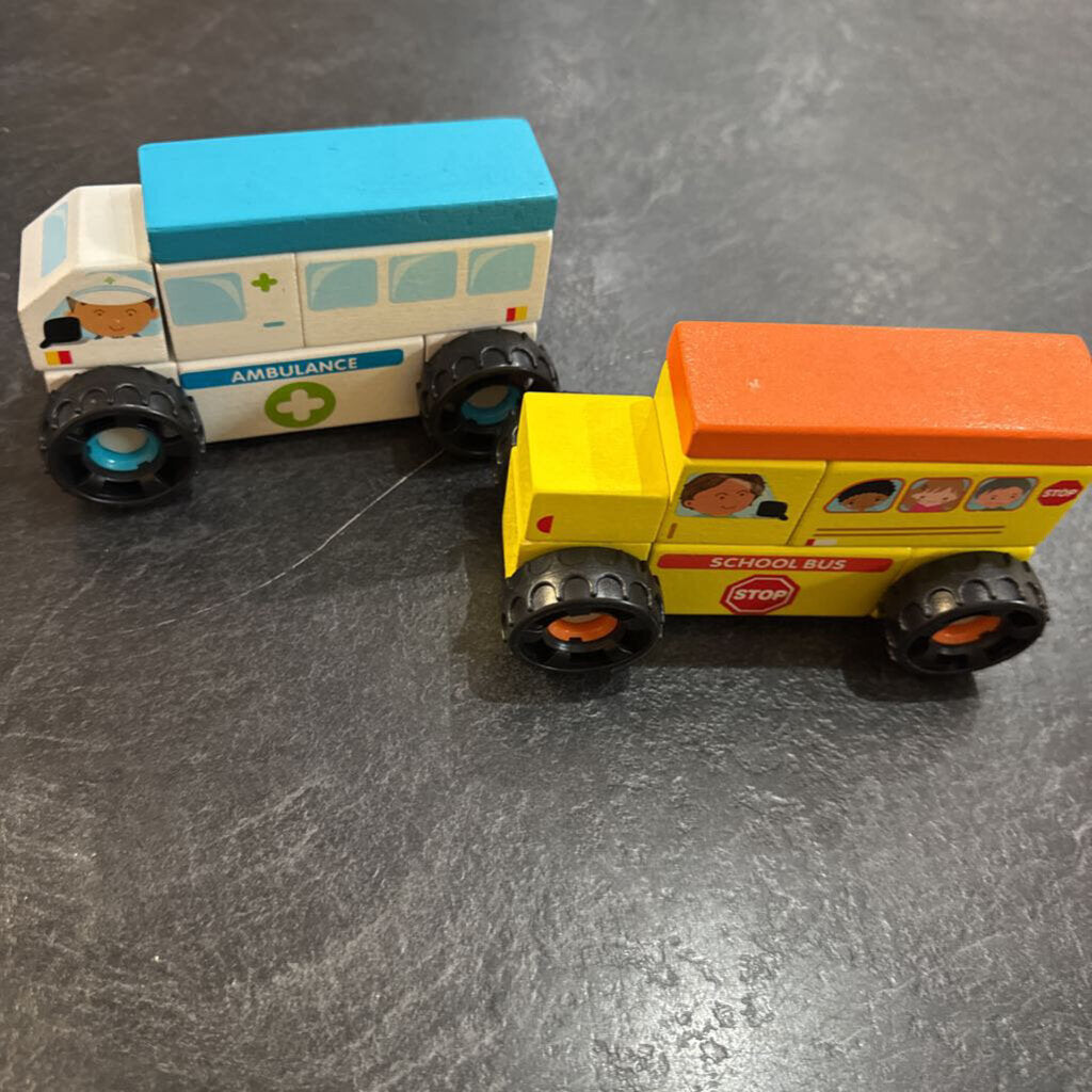 lot de 2 voitures/ school bus ,ambulance