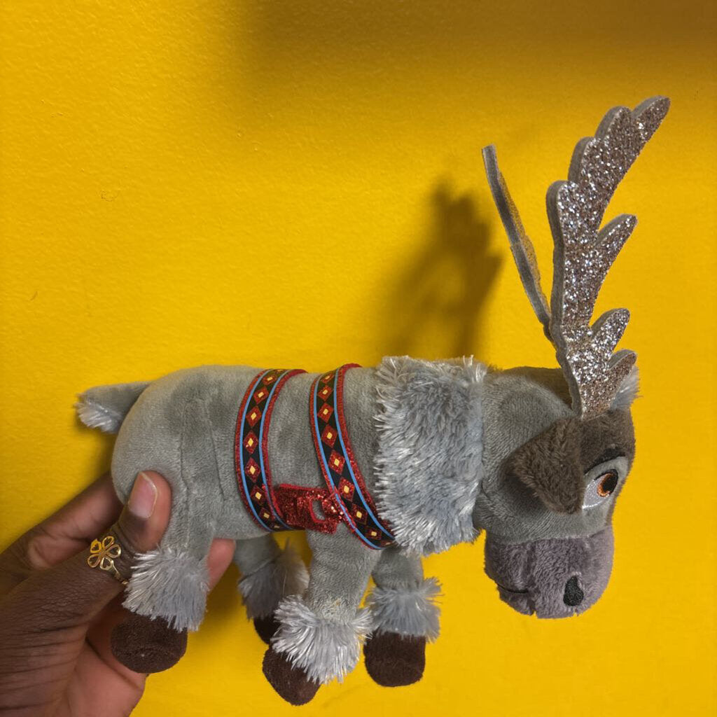 PETIT Peluche SVEN
