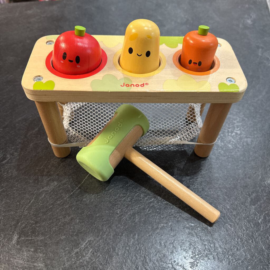 Jouet a cogner avec marteau en BOIS + 3 fruits