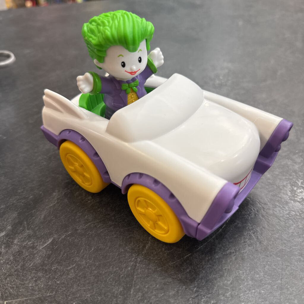 Voiture LITTLE PEOPLE Avec figurine JOCKER
