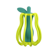 Charger l&#39;image dans la galerie, Hochet et jouet de dentition Poire - Raz-Pear Teether &amp; Rattle Toy
