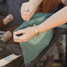 Charger l&#39;image dans la galerie, Sac de transport imperméable OLIVE
