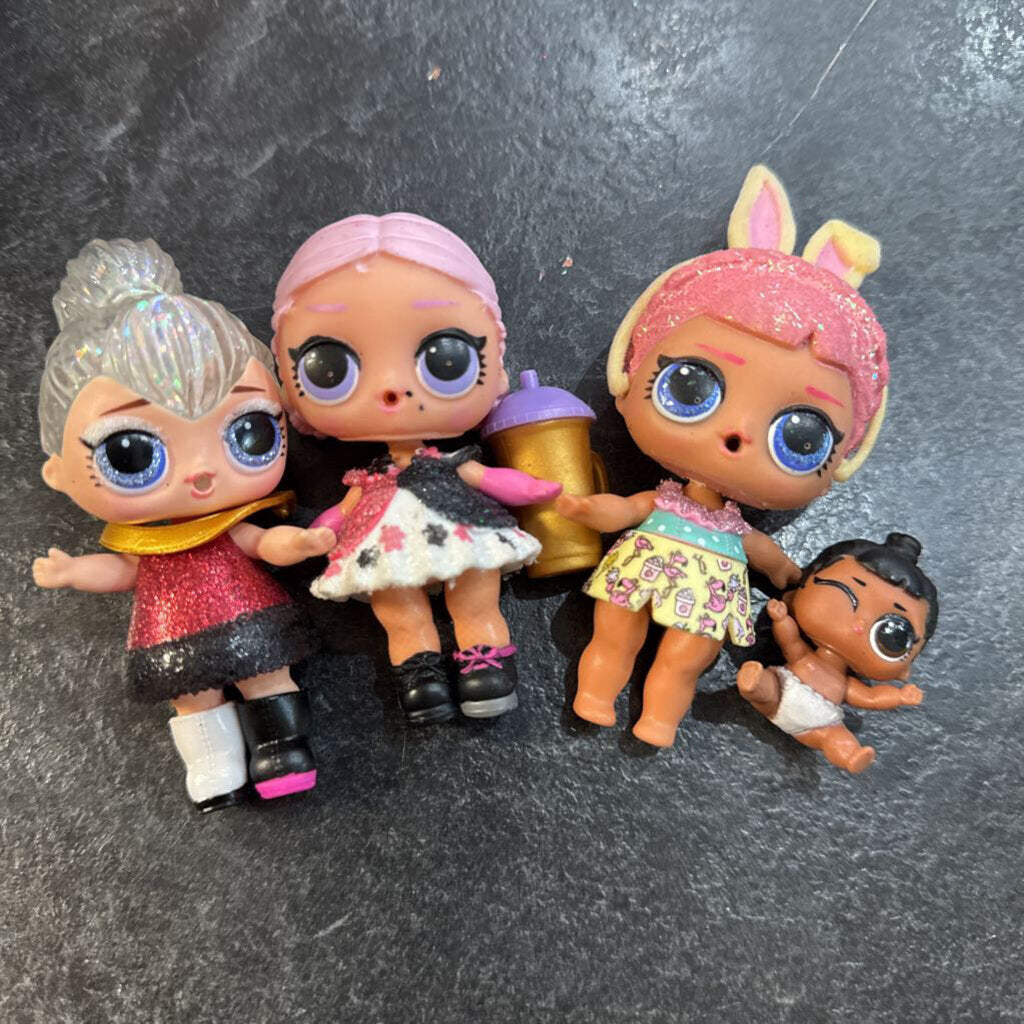 Lot de 4 petites poupees LOL