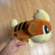 Charger l&#39;image dans la galerie, GRAND Peluche KORORIN
