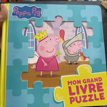 Charger l&#39;image dans la galerie, COMPLET livre avec 5 casse tete PEPPA PIG

