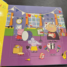 Charger l&#39;image dans la galerie, COMPLET livre avec 5 casse tete PEPPA PIG
