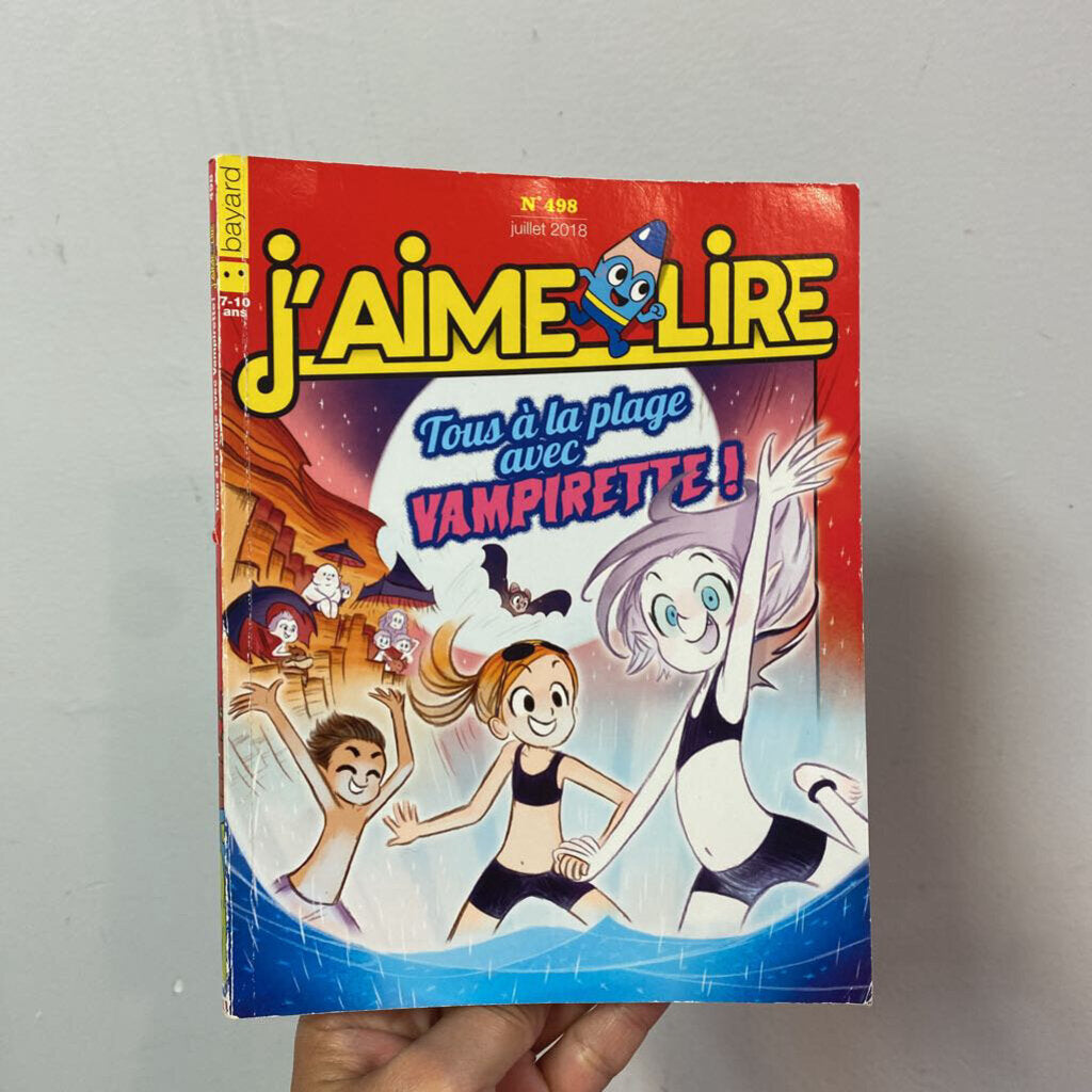 J'aime lire - Tous a la plage Vampirette