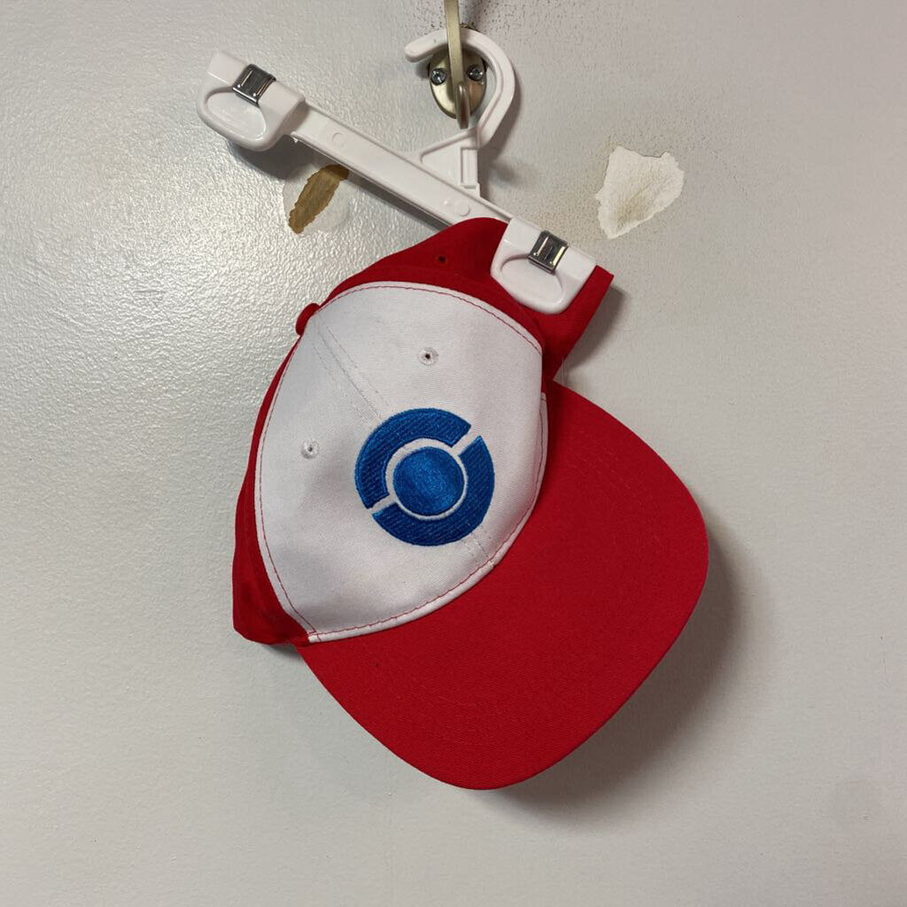 DEGUISEMENT casquette SACHA de POKEMON +/- 6-10 ans