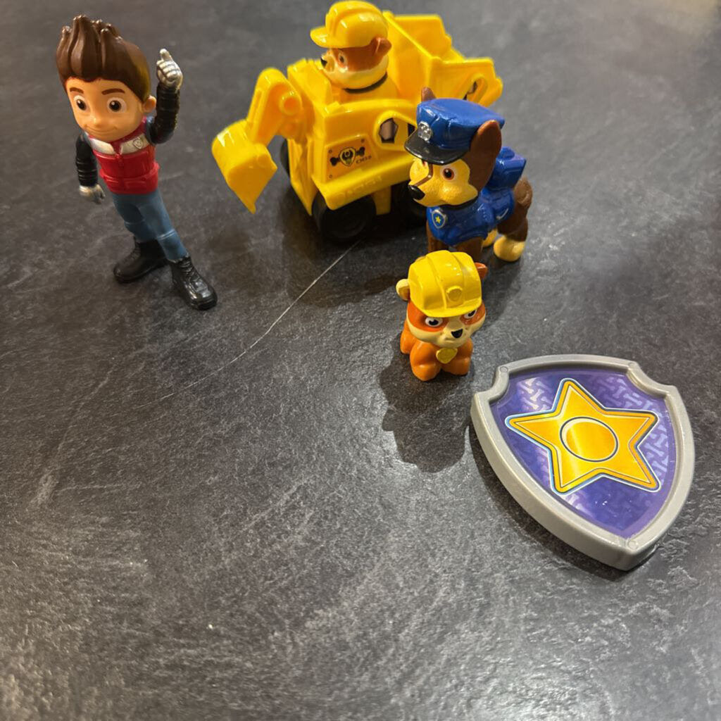 PETIT Camion avec RUBEN +Figurines Ryder + Chase + Ruben Pat Patrouille