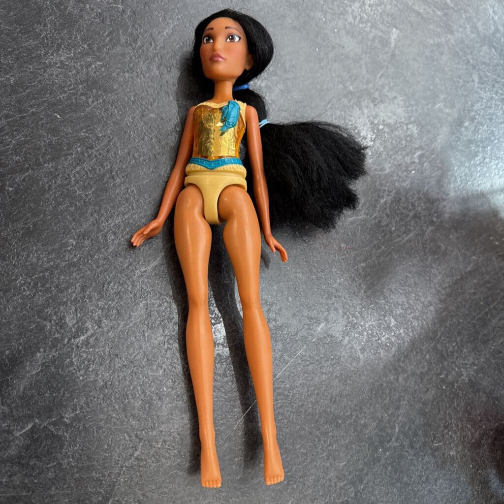Poupee (pas de chaussures) PRINCESSE Pocahontas